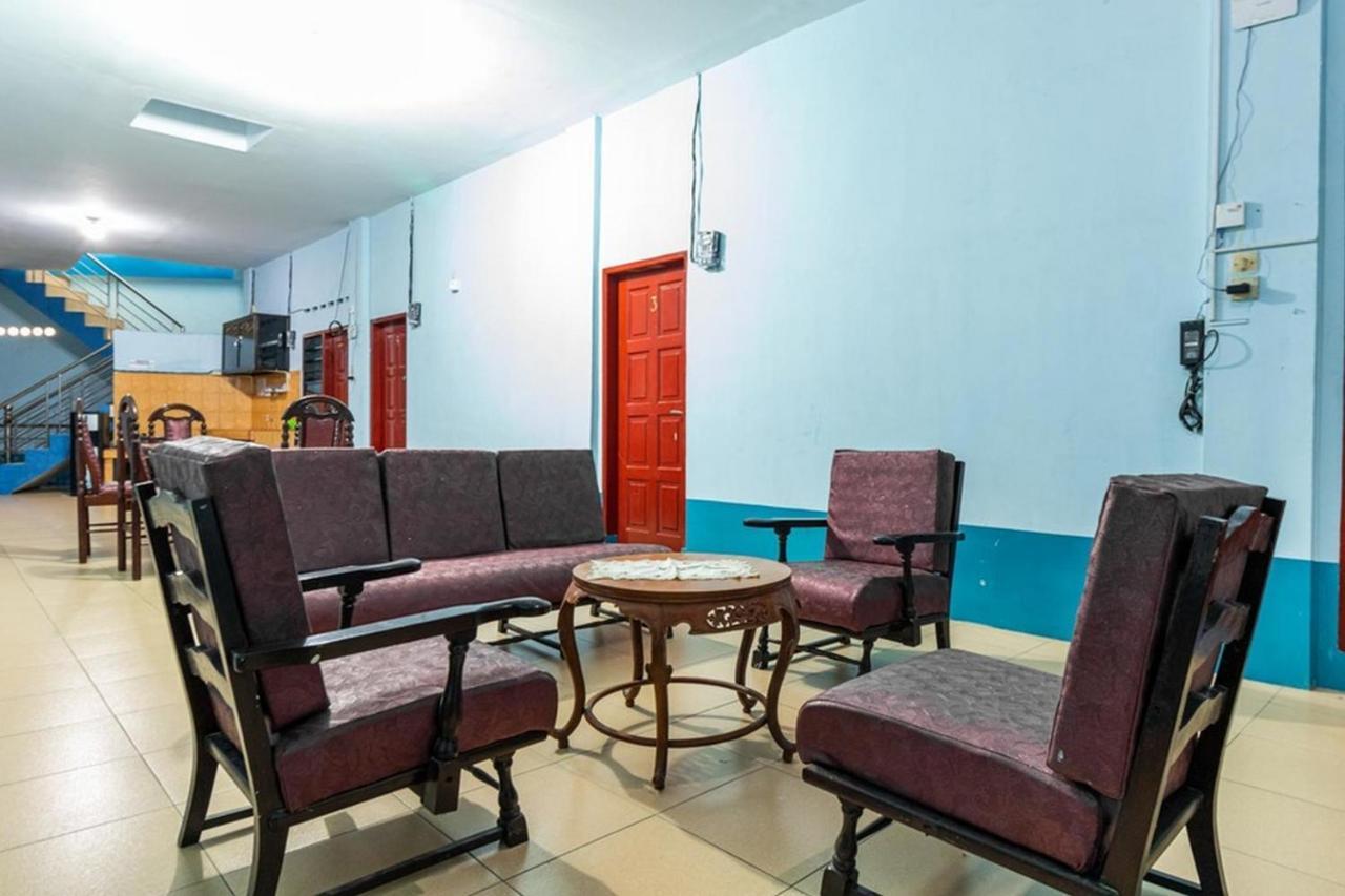 Reddoorz Syariah @ Jalan Setiabudi Medan 3 Eksteriør billede